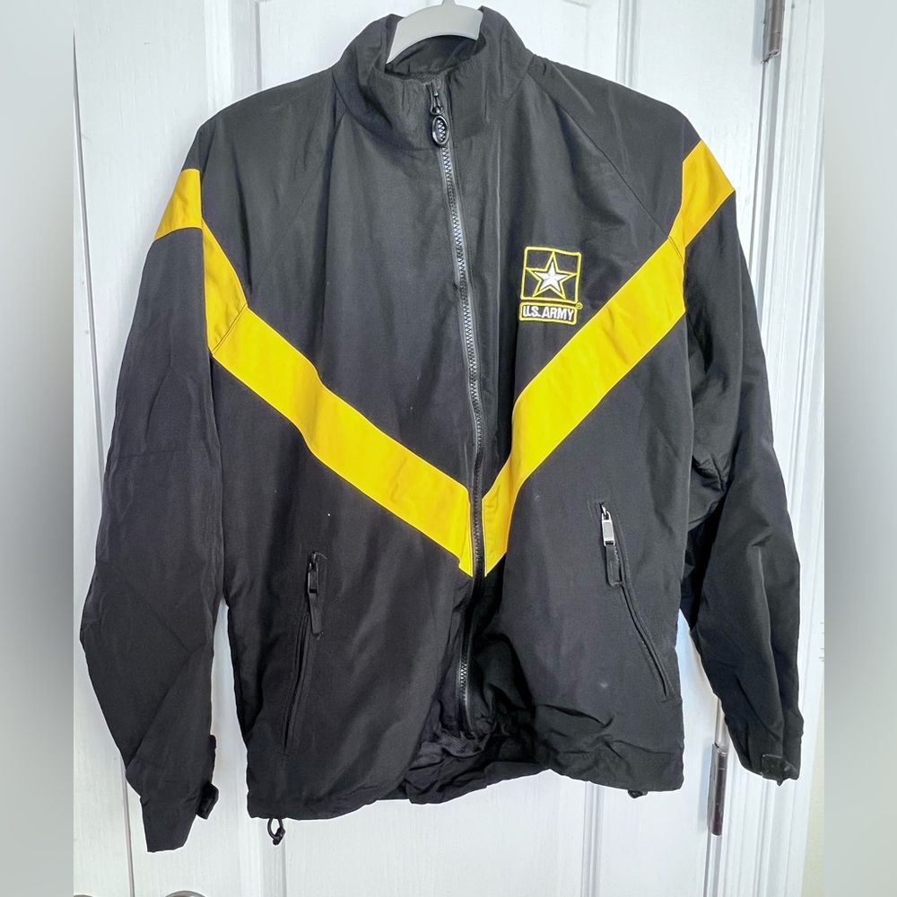 U.S. Army APFU Women’s Black and Yellow Jacket Small Military Training